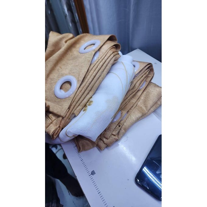 2Pcs Special Gold Curtains 3M (1.5M +1.5M) + 1Pc FREE White Embroidered Sheer (2M) window with a length of 1.5 meters is best served by a 3-meter curtain.