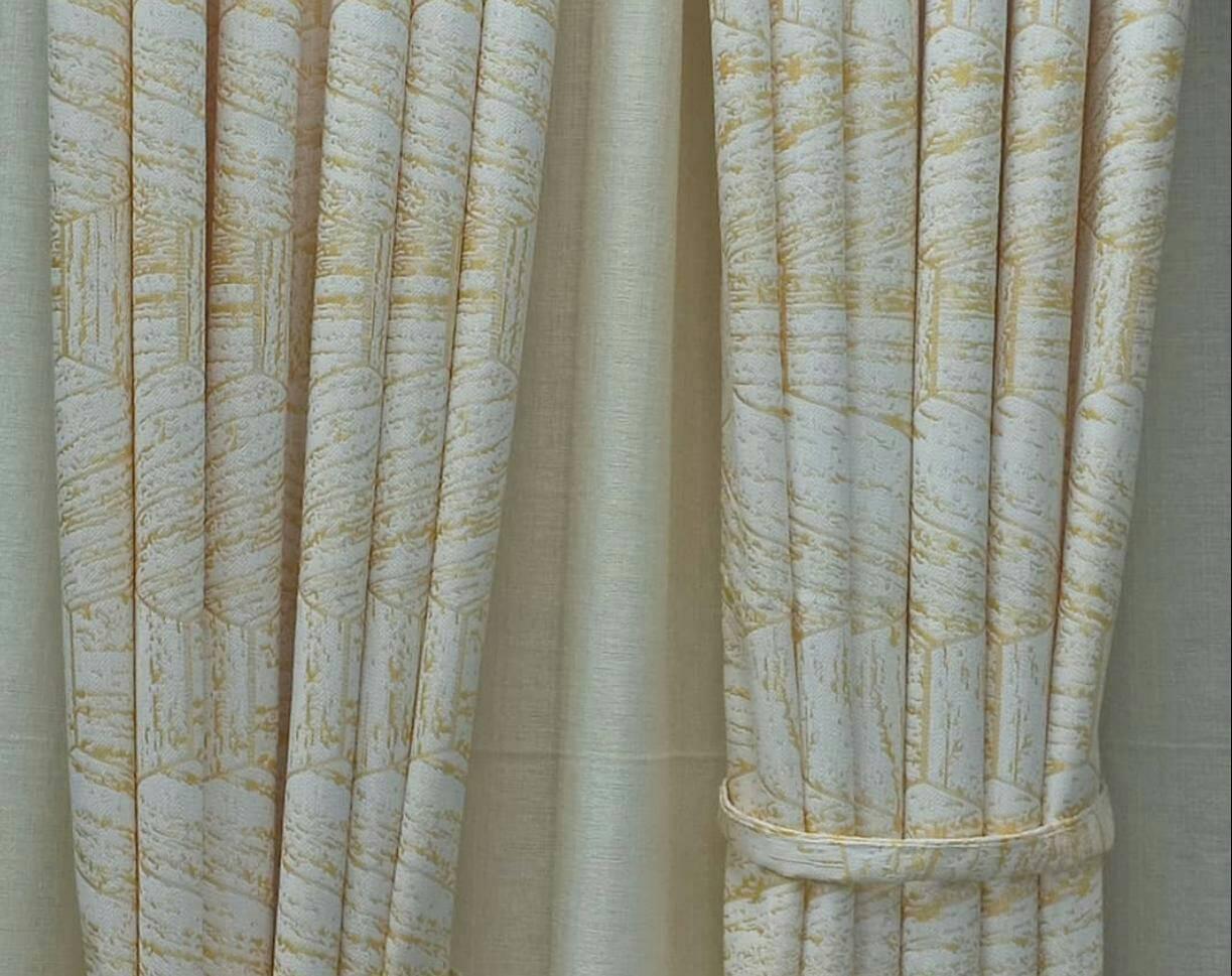 Floral Curtain with Heavy Fabric (1.5M+1.5M)